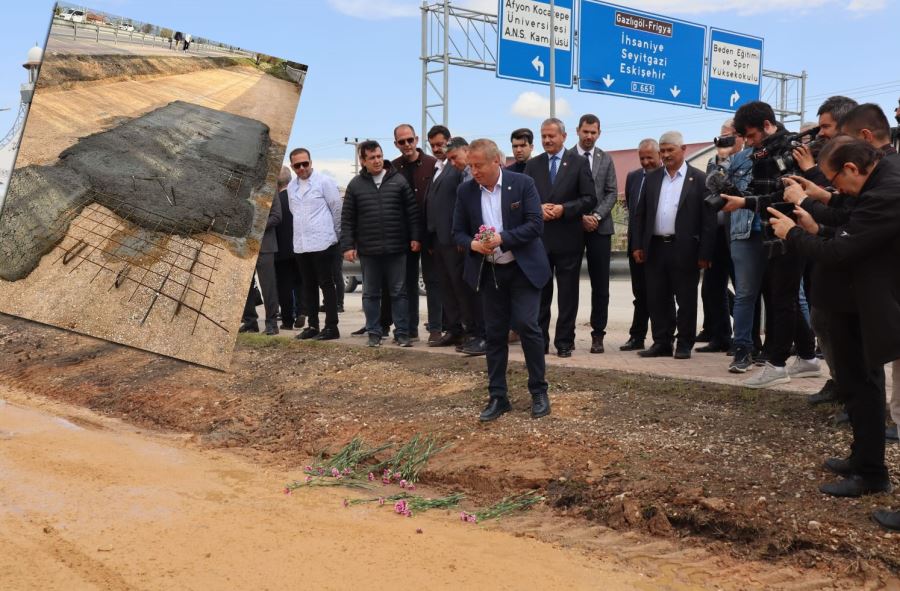 İYİ Parti Adayı, Afyonkarahisar'da Kaybolan Tören Temelin Ardından AKP'yi Eleştirdi