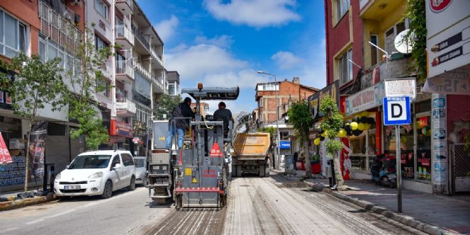 Milli Birlik Caddesi'nde Asfaltlama Çalışmaları Başladı