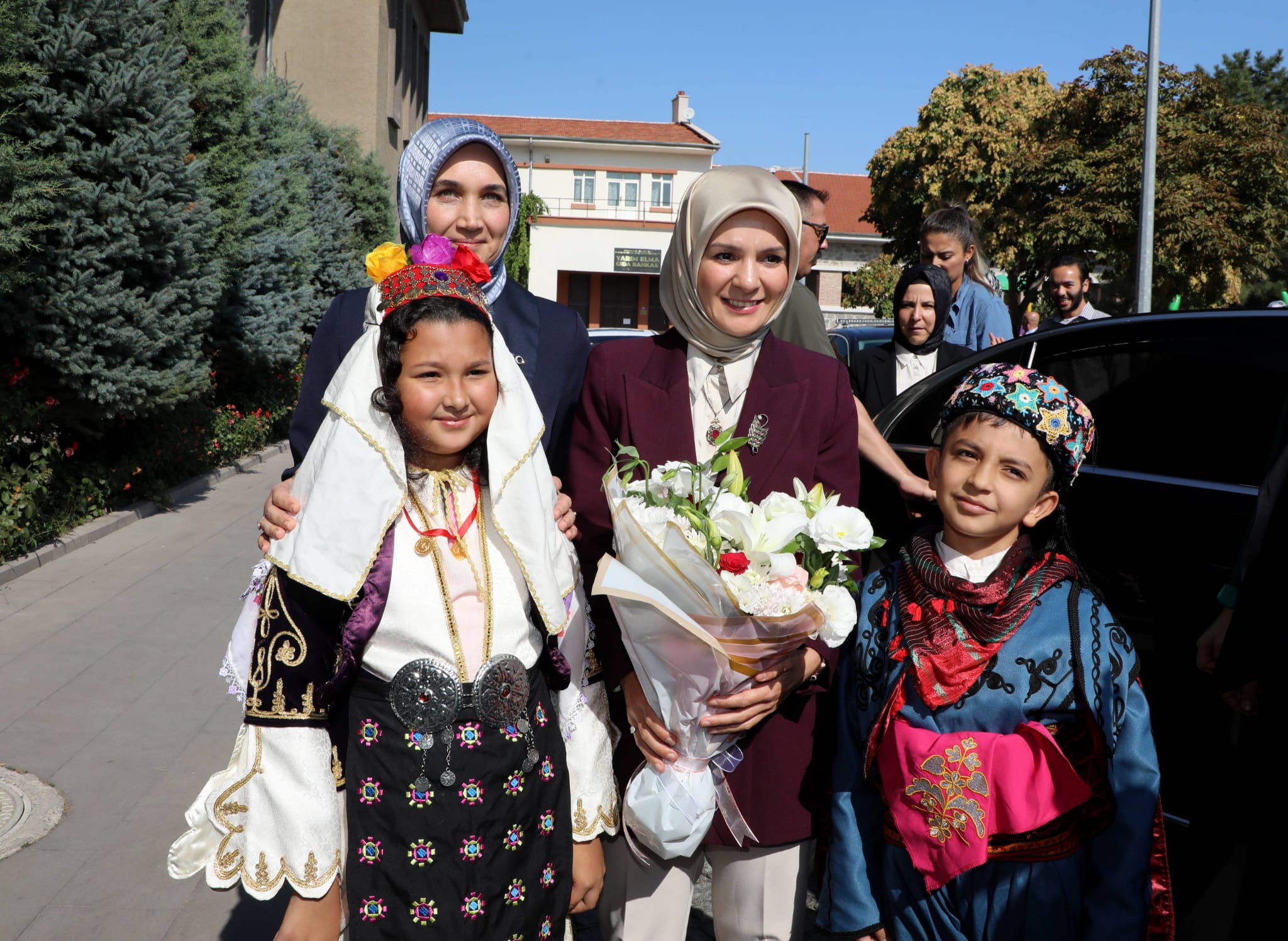 Bakan Göktaş, Afyonkarahisar'da Vali Yiğitbaşı ile buluştu.