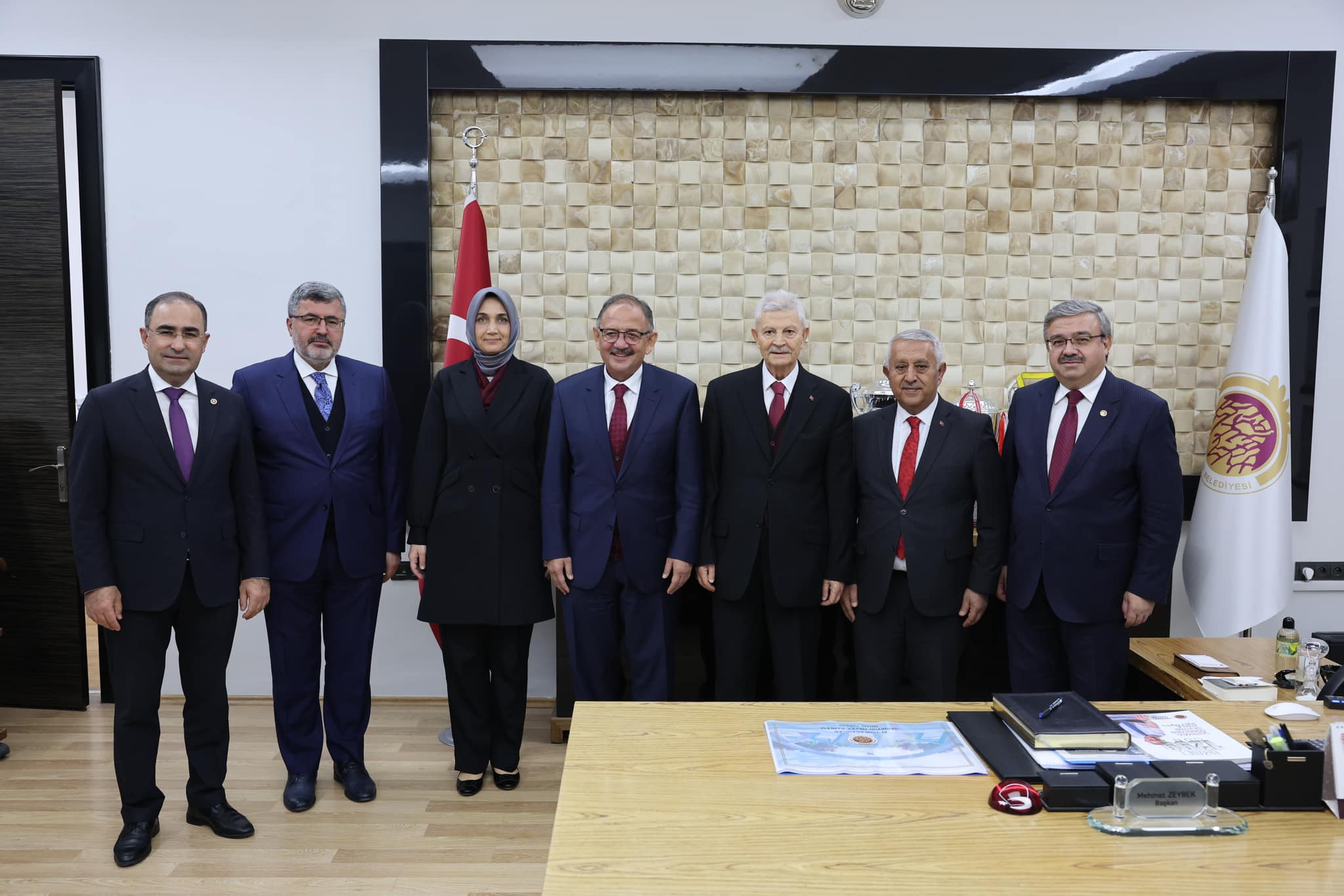 Bakan Özhaseki, Afyonkarahisar'ın sürdürülebilirlik yol haritasını ele aldı