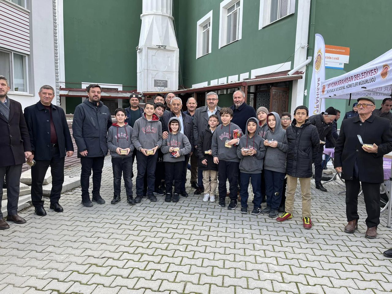 AK Parti Milletvekili İbrahim Yurdunuseven, Afyonkarahisar'da Halkla Buluştu ve Mahalle Ziyaretleri Gerçekleştirdi