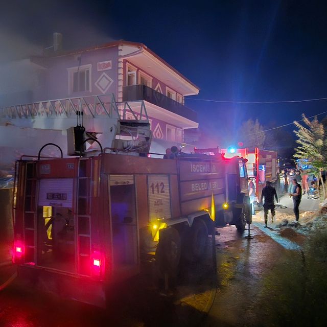 İscehisar'da Yangın Ekiplerin Zamanında Müdahalesi ile Söndürüldü