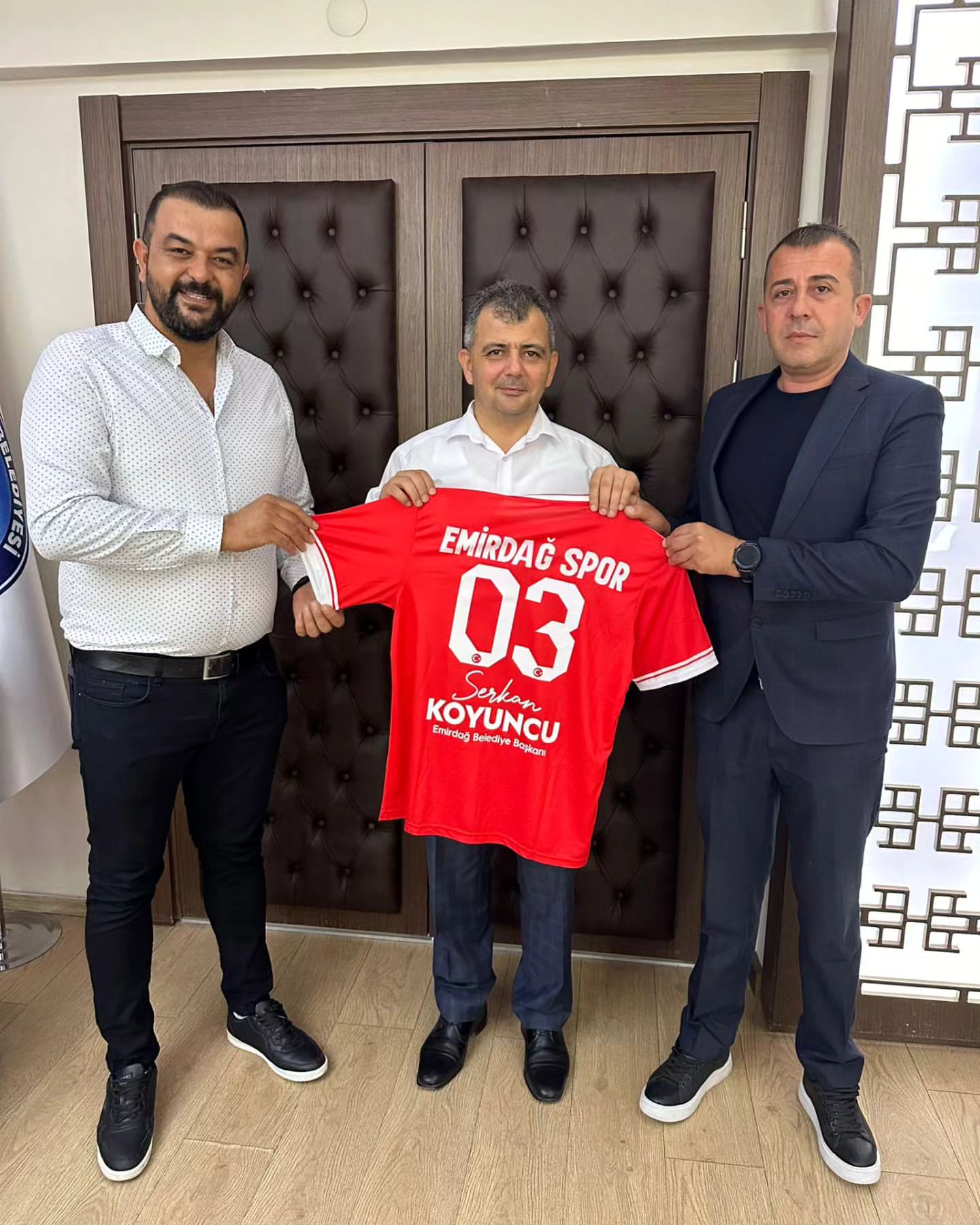 Emirdağspor Kulübü Belediye Başkanı Serkan Koyuncu'yu Ziyaret Etti