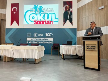 Afyonkarahisar İl Milli Eğitim Müdürü Miraç Sünnetci, Okul Sporları Değerlendirme Toplantısına Katıldı