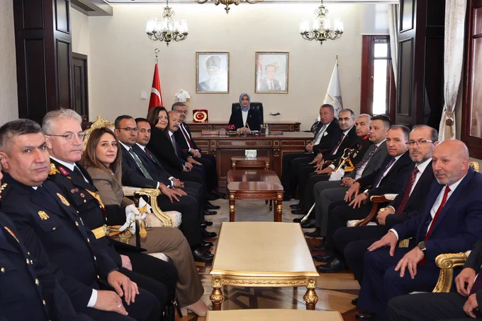 Afyonkarahisar Sağlık Bilimleri Üniversitesi Rektörü Prof. Dr. Nurullah Okumuş Cumhuriyet Bayramı Etkinliklerine Katıldı