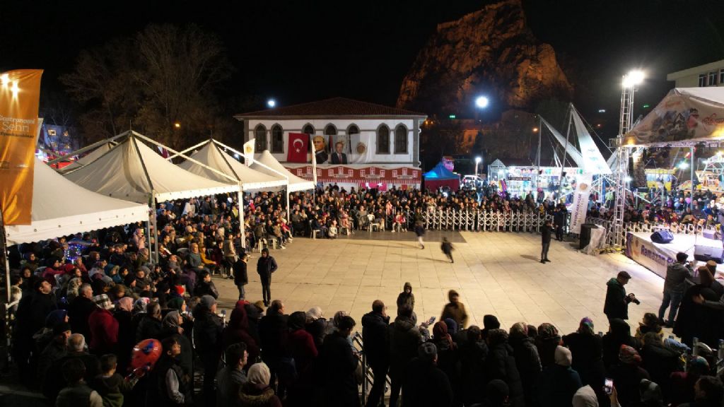 Hasan Dursun gönüllerin pasını sildi